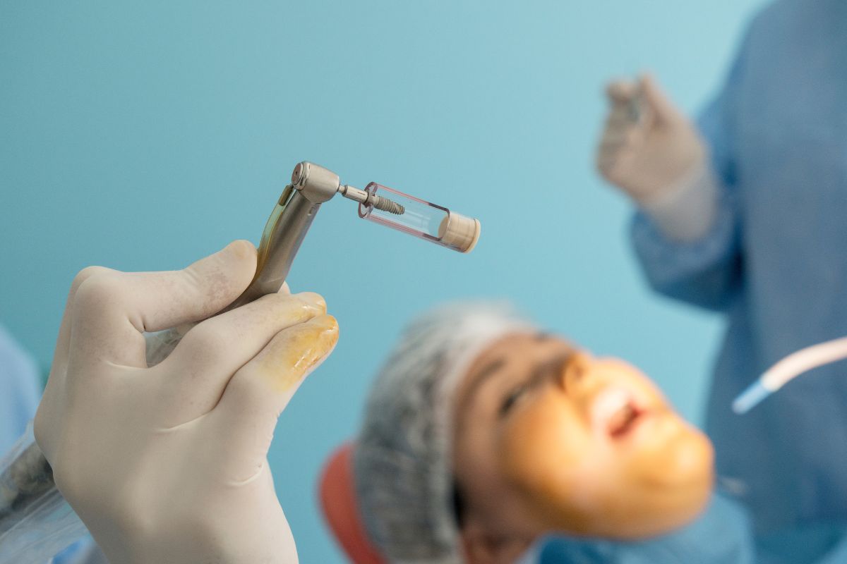 Do Dental Implants Hurt